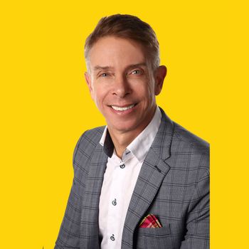 Portrait of Michael Sexton, Broker/Agent.